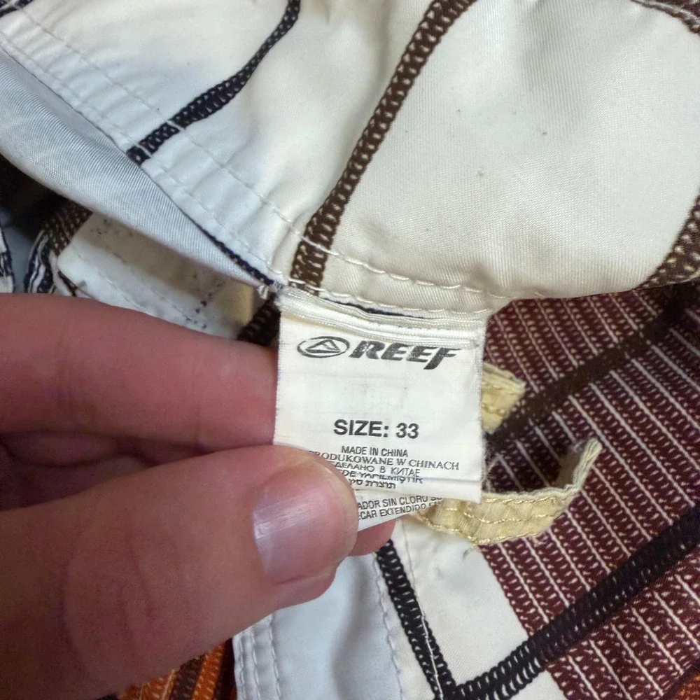 Reef Mens Plaid Board Shorts Surf Brown White Size 33 Cargo Pocket Swim Trunks
